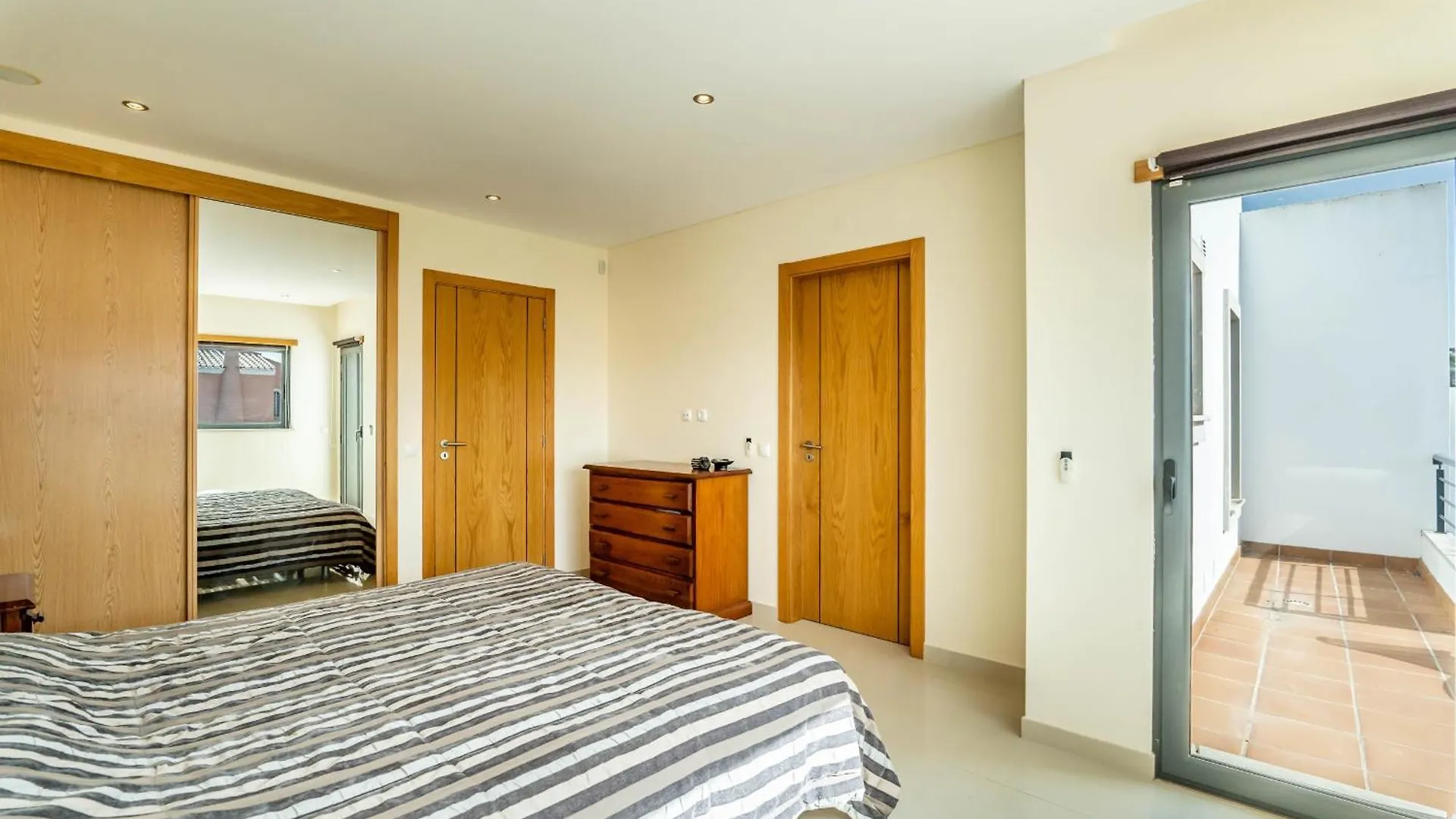 Villa Feliz Algarve With Private Pool - Sao Rafael Albufeira
