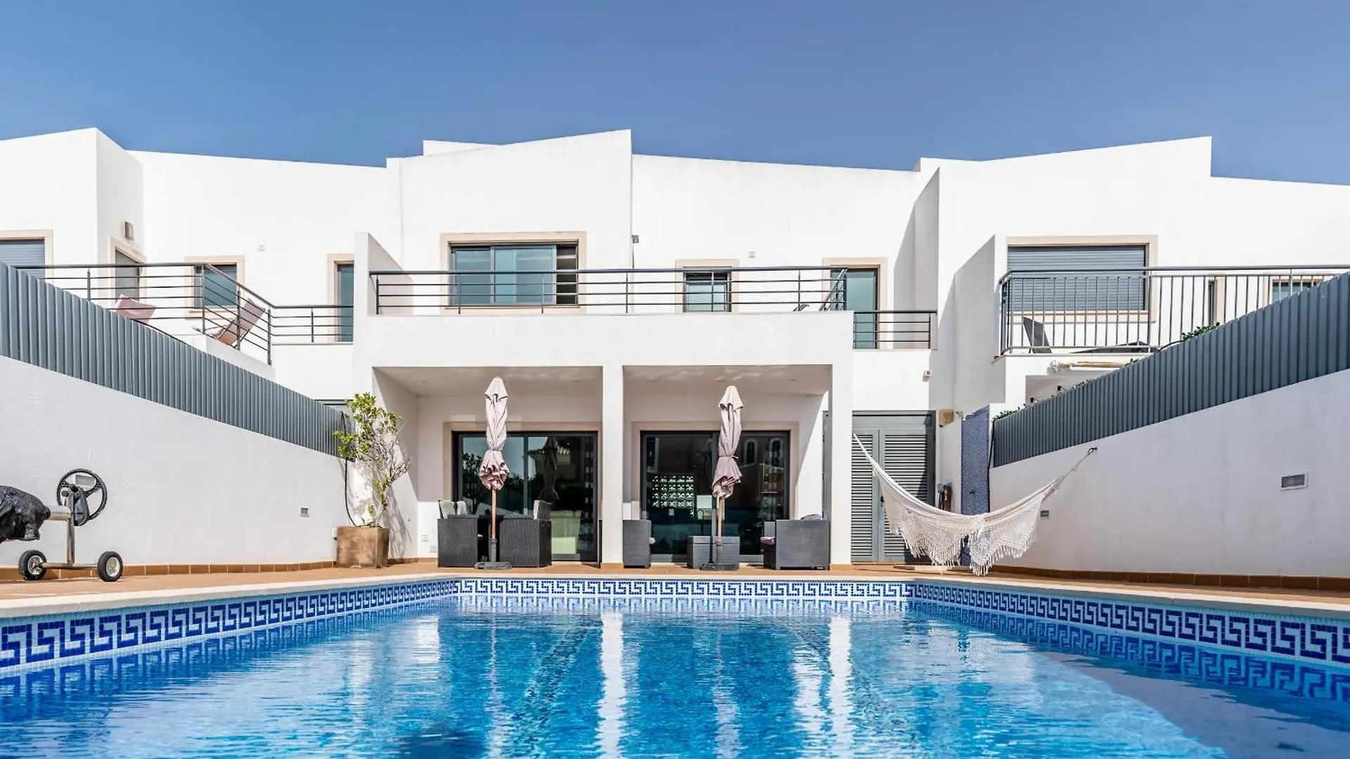Villa Feliz Algarve With Private Pool - Sao Rafael 알부페이라